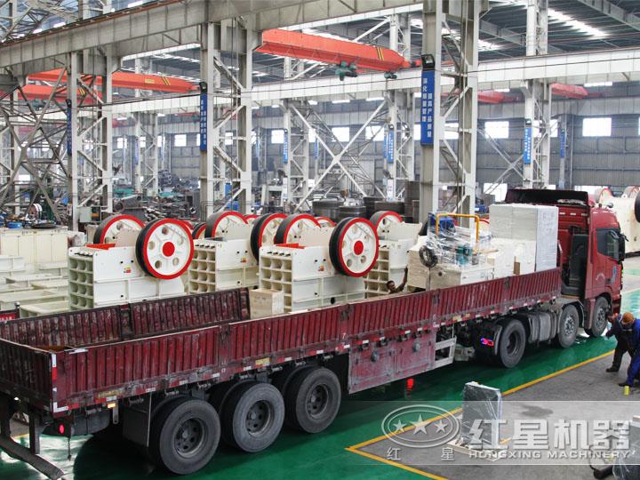 大型煤炭破碎機(jī)廠家，提供現(xiàn)貨，保障質(zhì)量